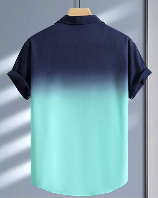 Gradint Blue sky print shirt